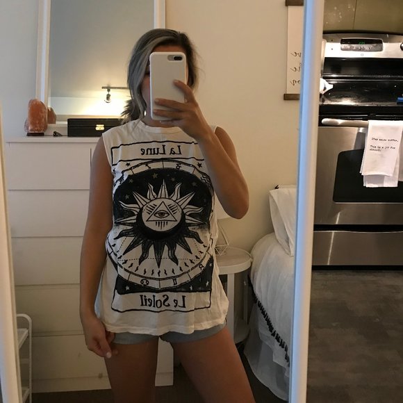 Urban Outfitters La Lune Le Soleil Muscle Tee - Picture 3 of 4